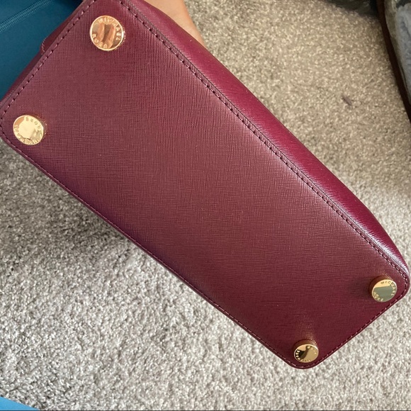 Michael Kors Savannah Small Satchel NWT crossbody - Picture 4 of 10